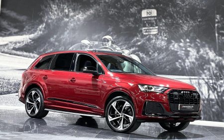 AUDI