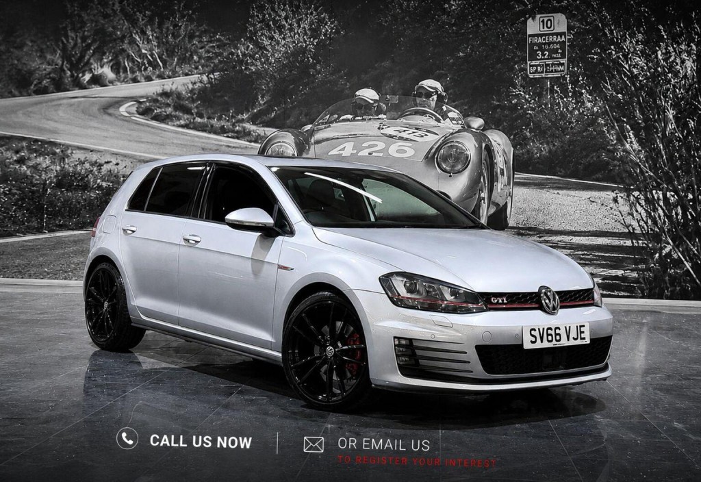 2016 Volkswagen GOLF